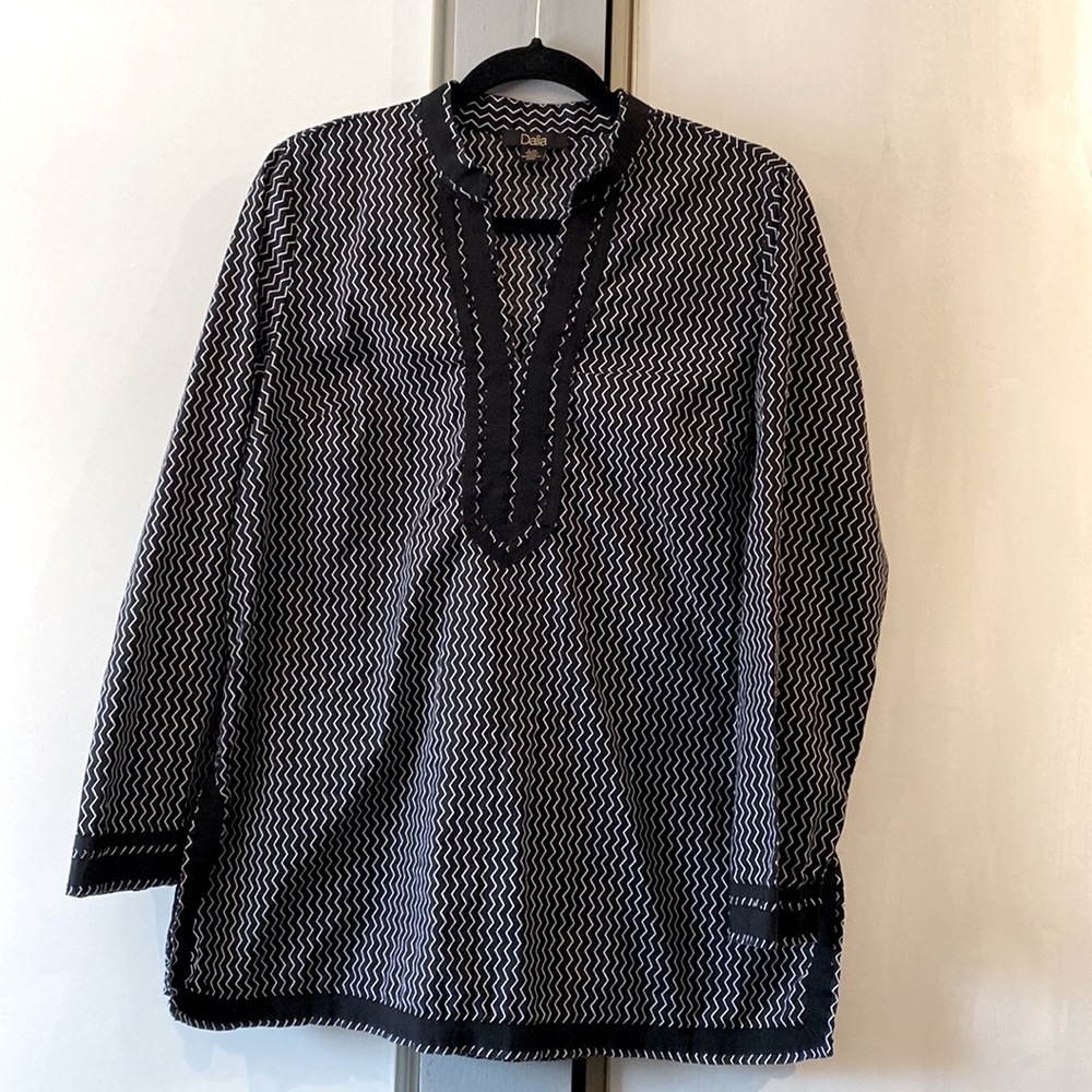 Dalia Black and White Long Sleeve Patterned Tunic
